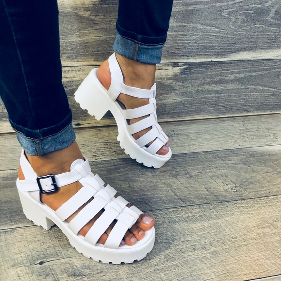 LAST 1🌸White Caged OPEN TOE Gladiator Sandals - Picture 2 of 8